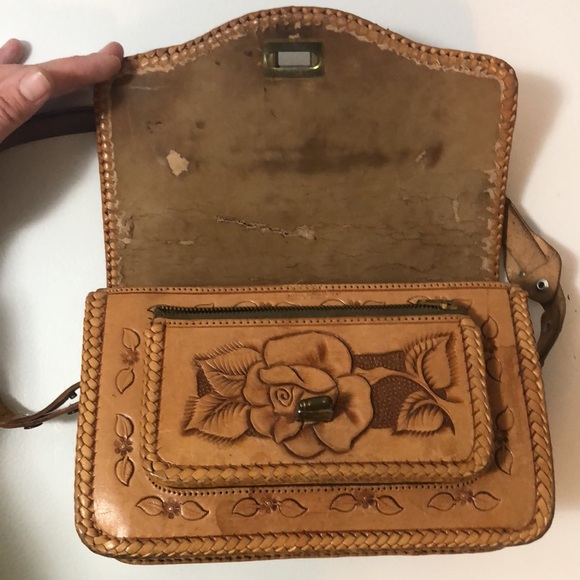 VTG Carved Tooled Leather Purse Bag Roses Horse Adjustable Strap Equestrian Boho - Picture 4 of 11